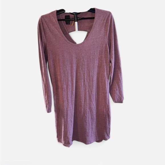Lole Heather Purple Long Sleeve Dress with Cut out back accent - Organic Cotton - Picture 1 of 7